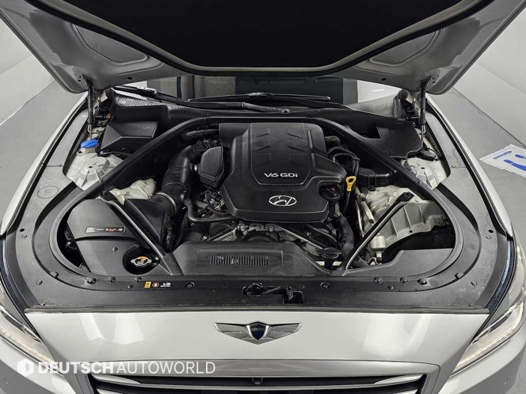Hyundai Genesis — photo 06