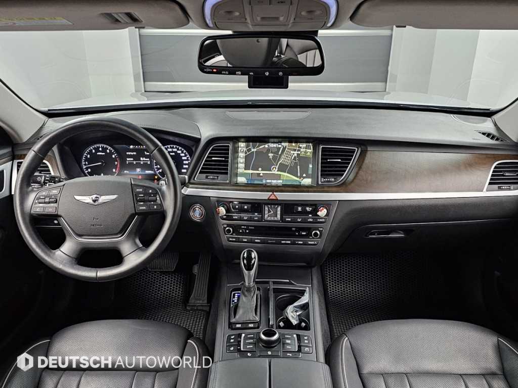 Hyundai Genesis — photo 07