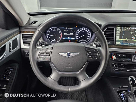 Hyundai Genesis — photo 13