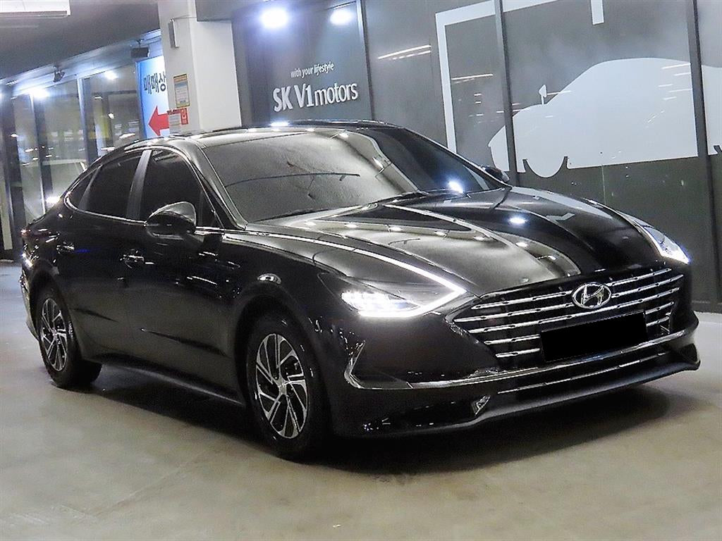 Hyundai Sonata — photo 01