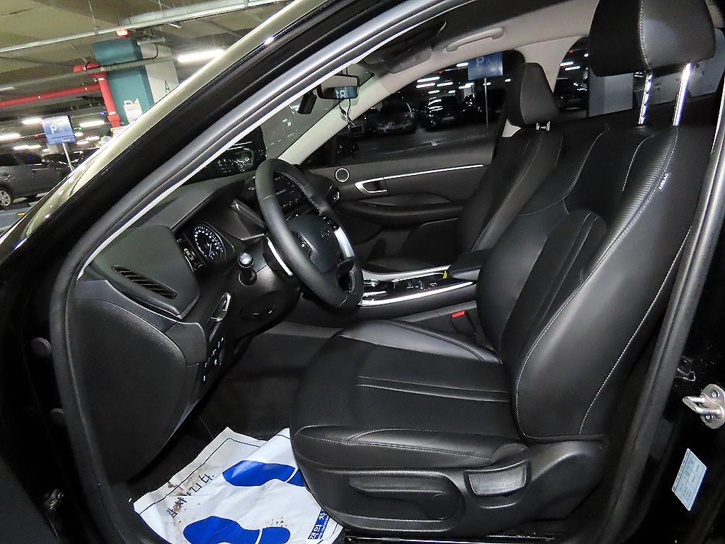 Hyundai Sonata — photo 06