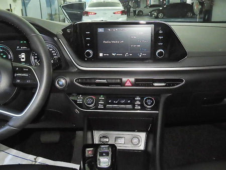 Hyundai Sonata — photo 11