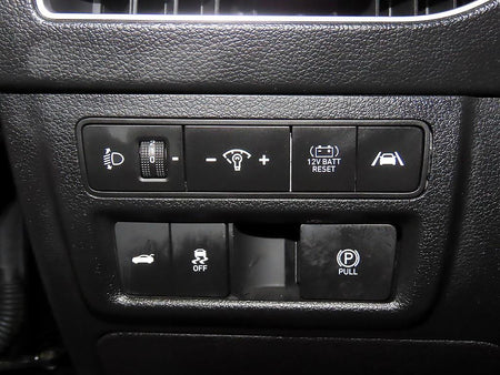 Hyundai Sonata — photo 14