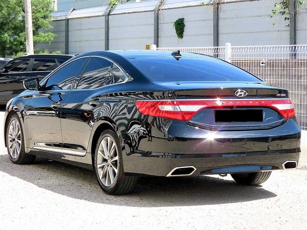 Hyundai Grandeur — photo 03