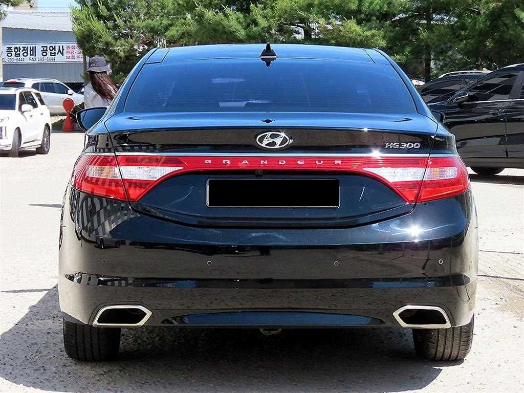 Hyundai Grandeur — photo 04