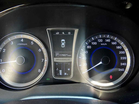 Hyundai Grandeur — photo 09
