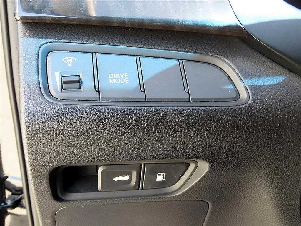 Hyundai Grandeur — photo 12