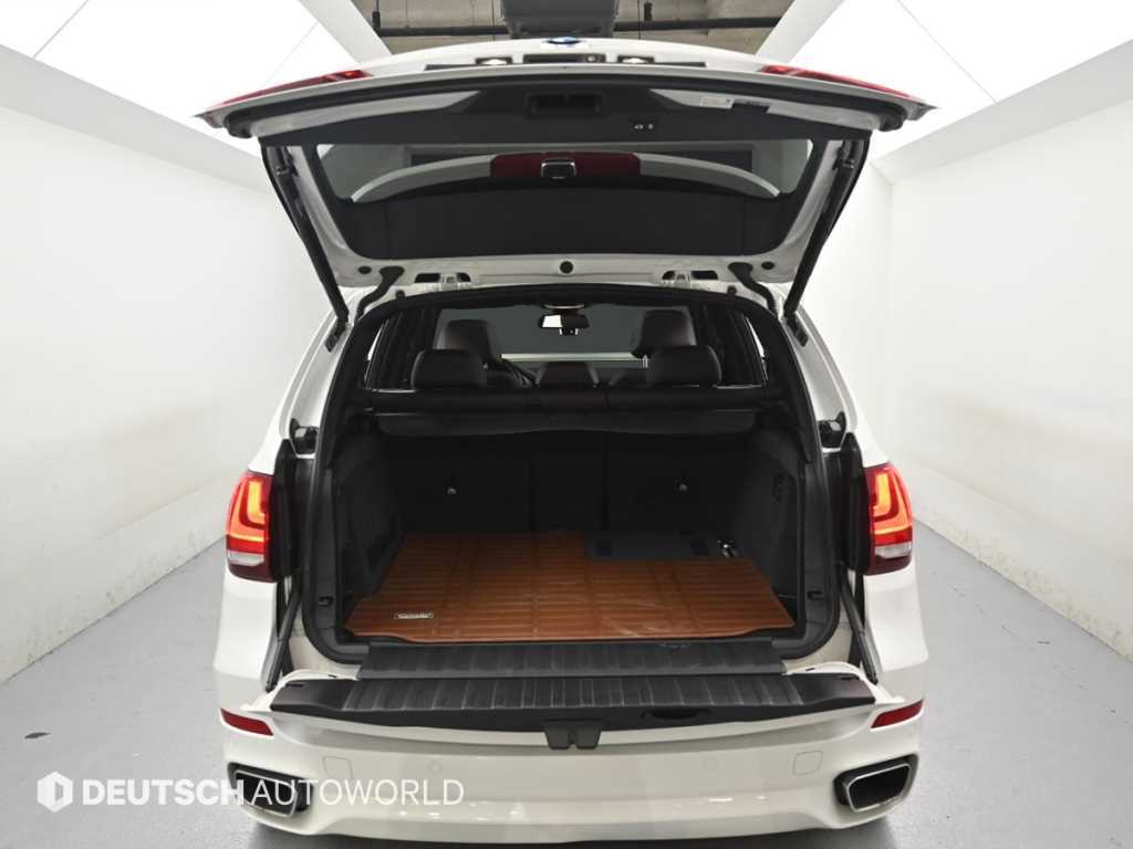 BMW X5 — photo 19