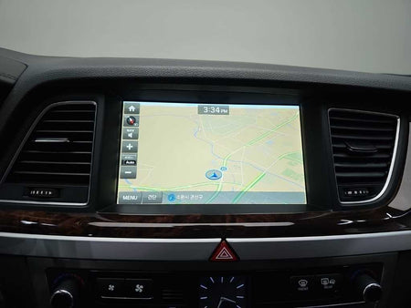 Hyundai Genesis — photo 16