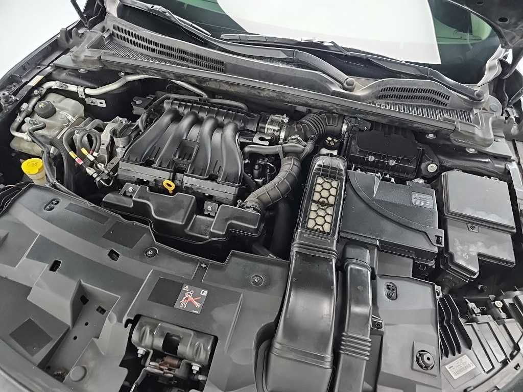 RENAULT SM6 — photo 13