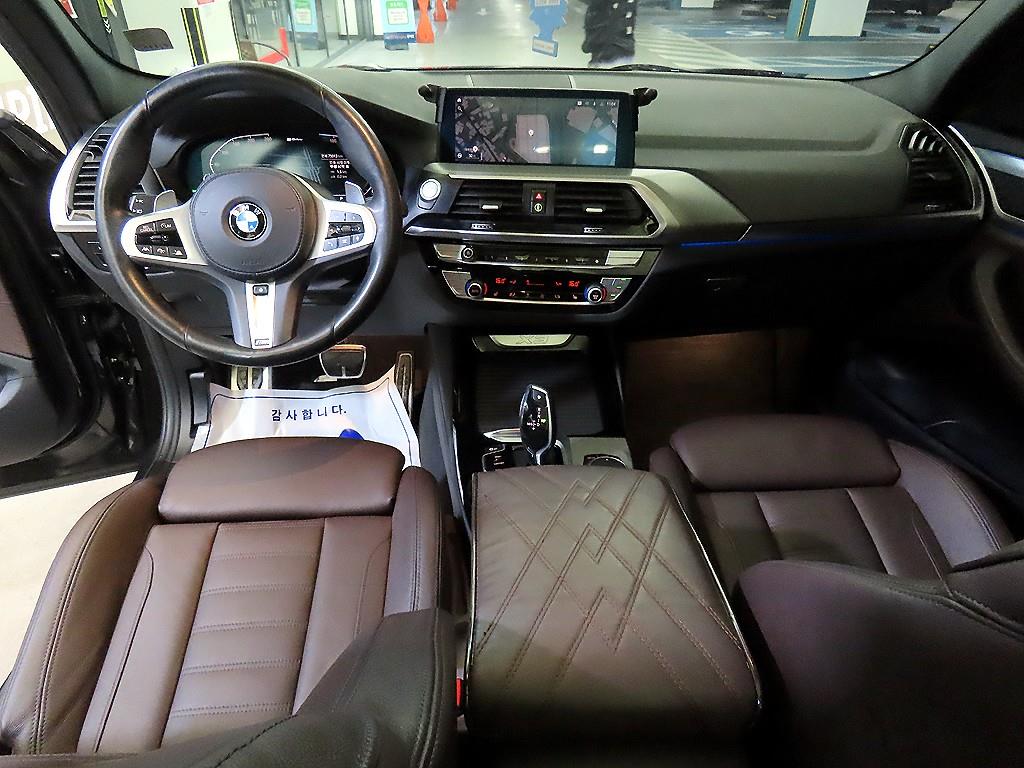 BMW X3 — photo 10