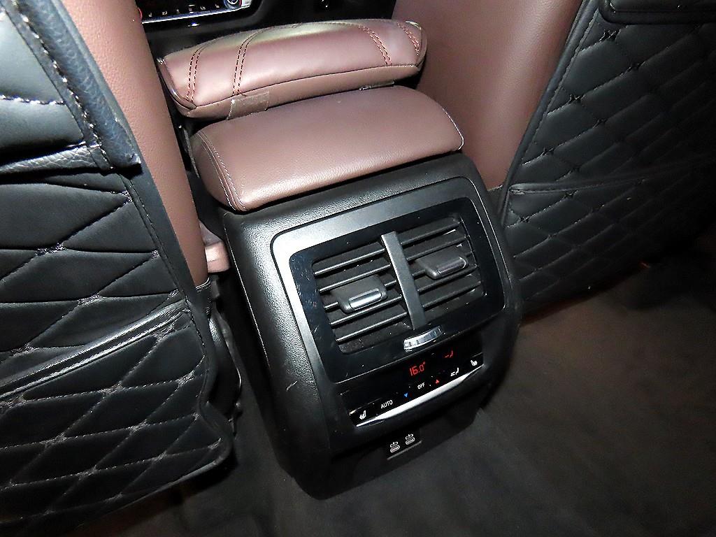 BMW X3 — photo 14