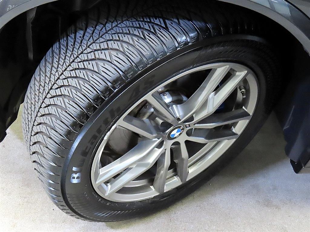 BMW X3 — photo 20
