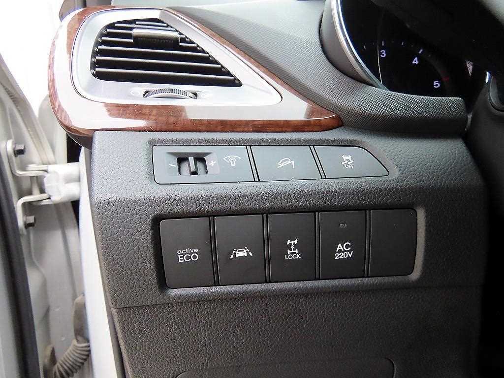 Hyundai Santafe — photo 11