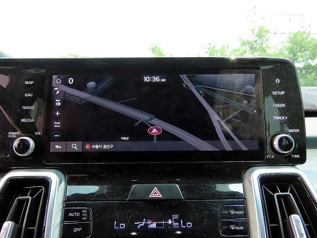 Kia Sorento — photo 14