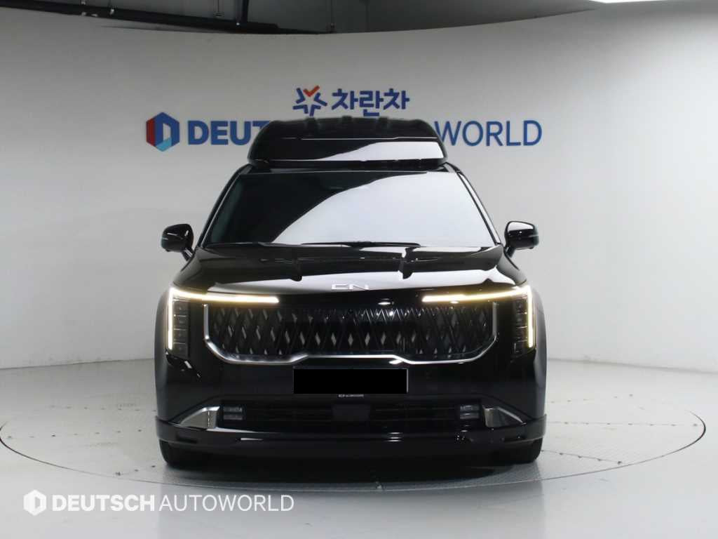 Kia Carnival — photo 01