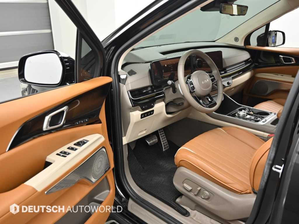 Kia Carnival — photo 11