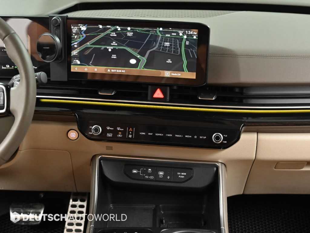 Kia Carnival — photo 14