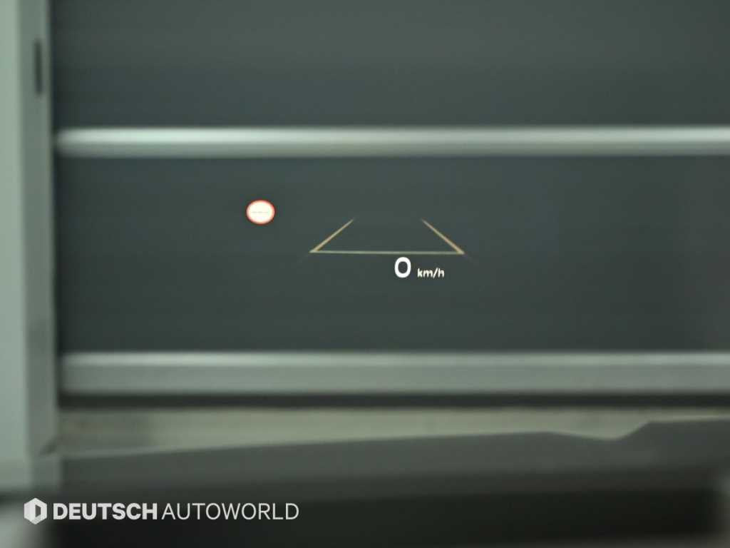 Kia Carnival — photo 17