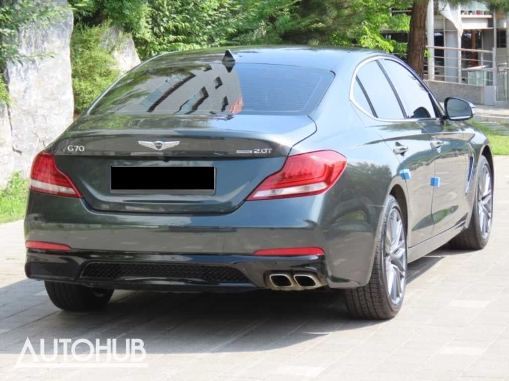 Genesis G70 — photo 03
