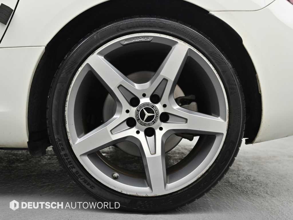 Mercedes-Benz SLC-Class — photo 05