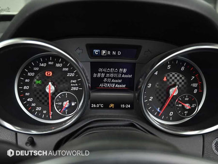 Mercedes-Benz SLC-Class — photo 16