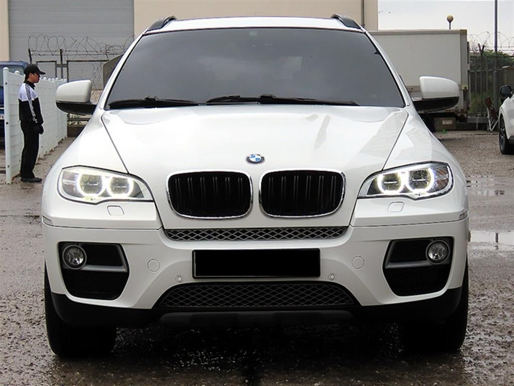 BMW X6 — photo 01