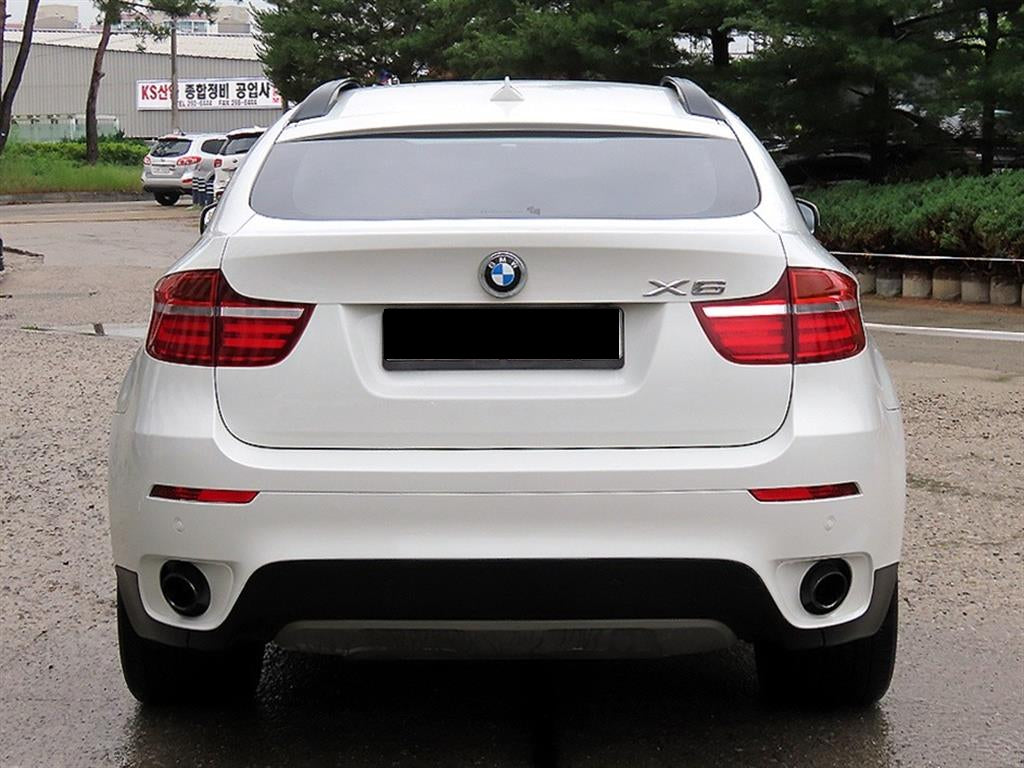 BMW X6 — photo 04