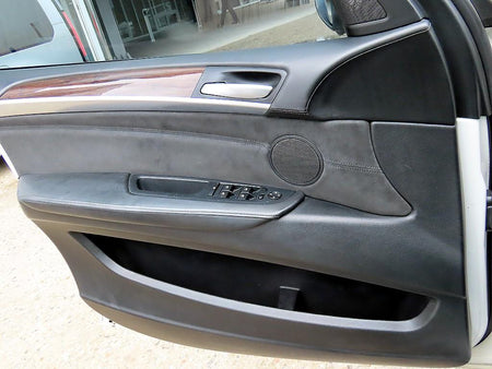 BMW X6 — photo 12