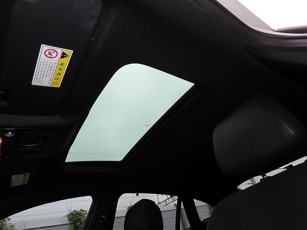 BMW X6 — photo 16