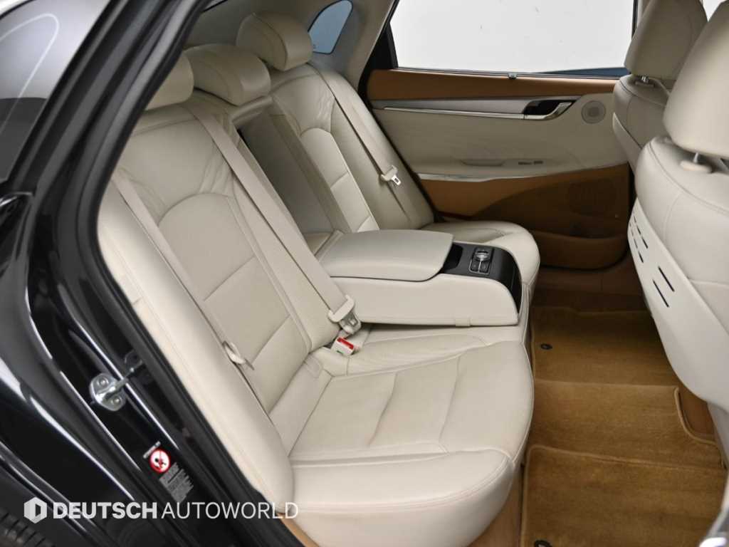 Hyundai Grandeur — photo 12