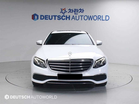 Mercedes-Benz E-Class — photo 03