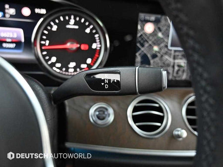 Mercedes-Benz E-Class — photo 09