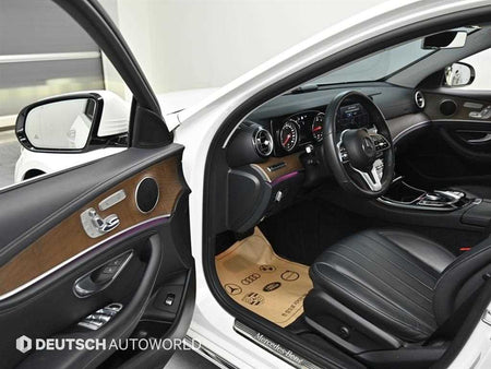 Mercedes-Benz E-Class — photo 11