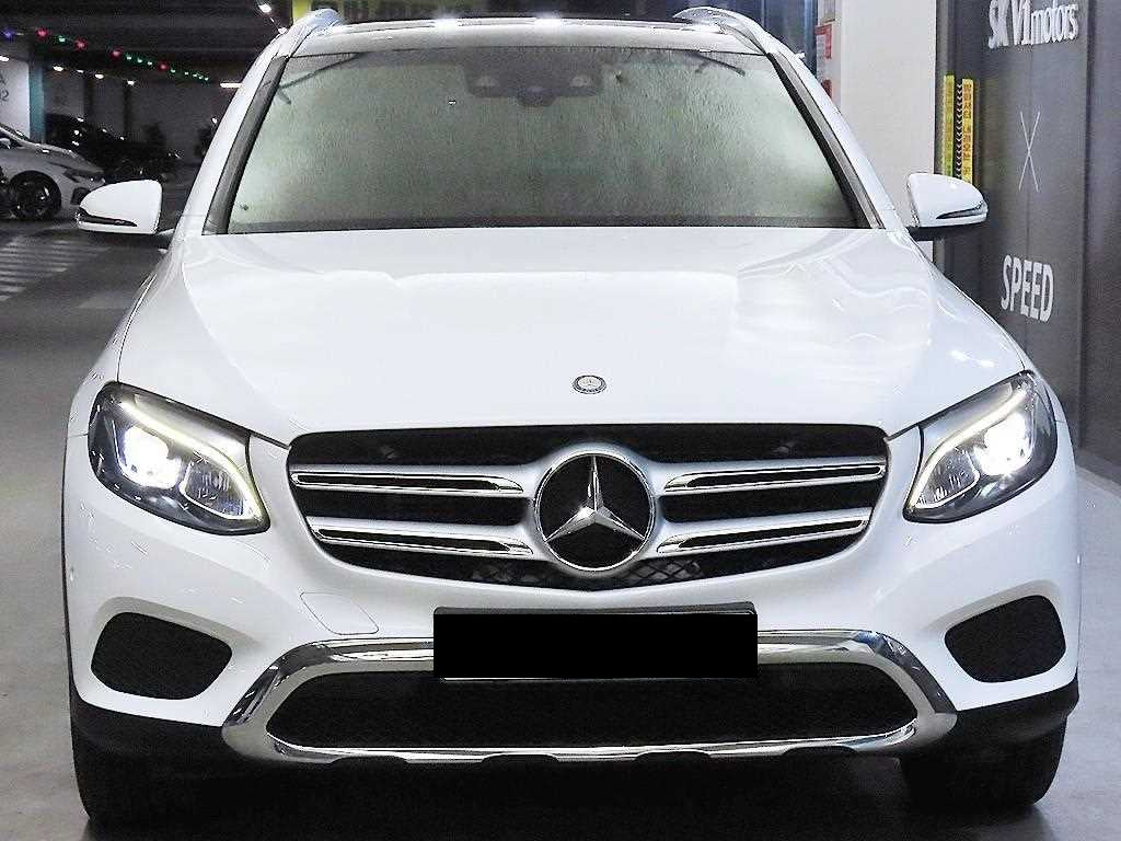 Mercedes-Benz GLC-Class — photo 02