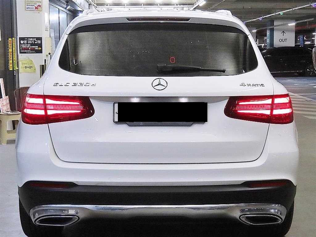 Mercedes-Benz GLC-Class — photo 05