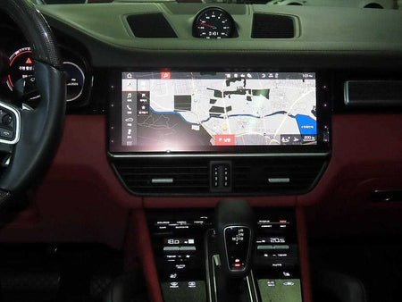 Porsche Cayenne — photo 11