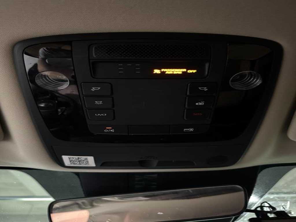 Kia Carnival — photo 14