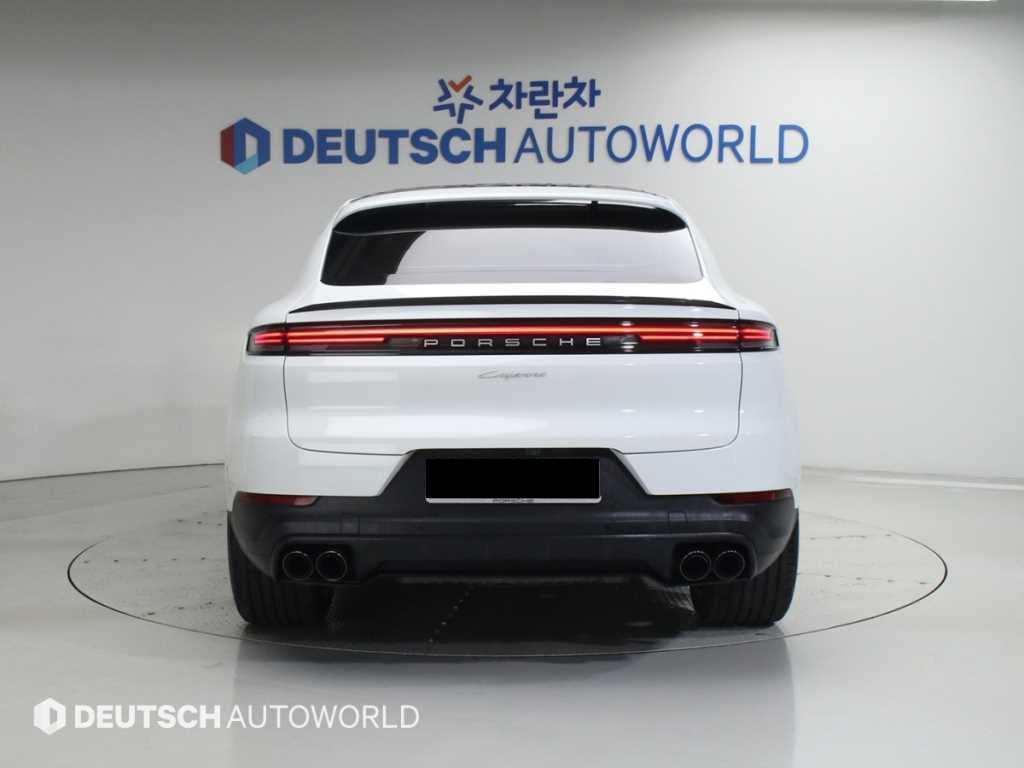 Porsche Cayenne — photo 04