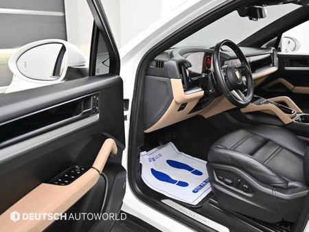Porsche Cayenne — photo 11