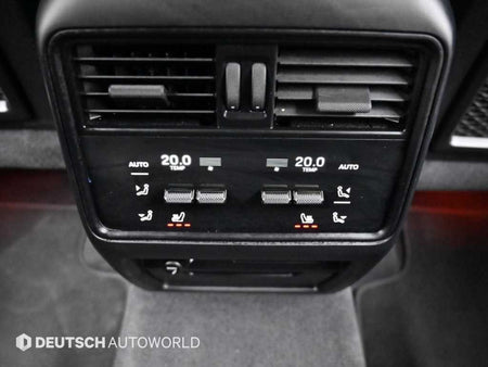 Porsche Cayenne — photo 16