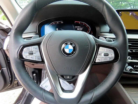 BMW 5-Series — photo 08