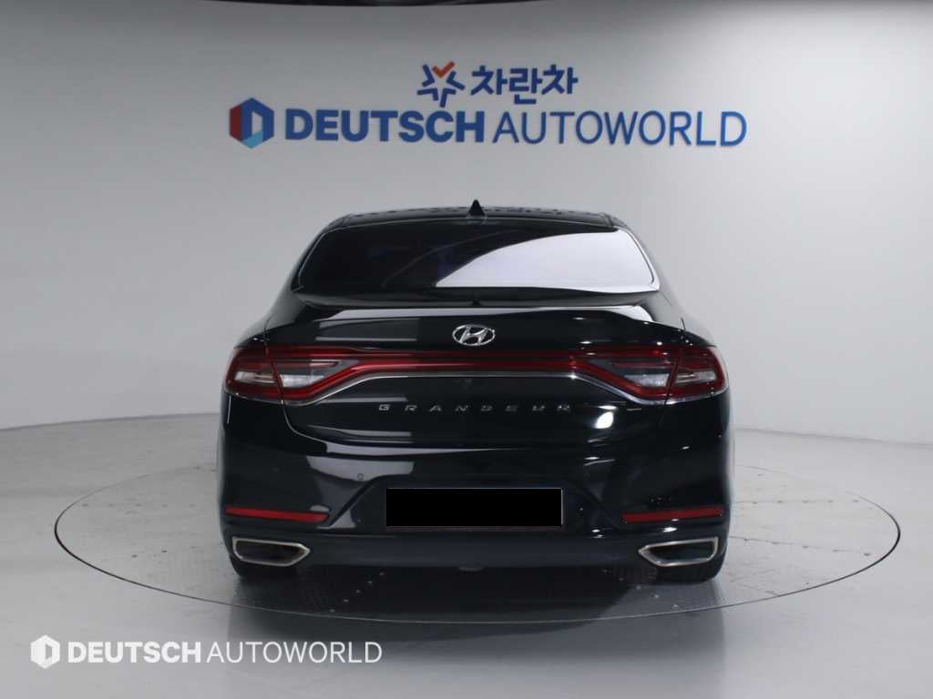 Hyundai Grandeur — photo 04