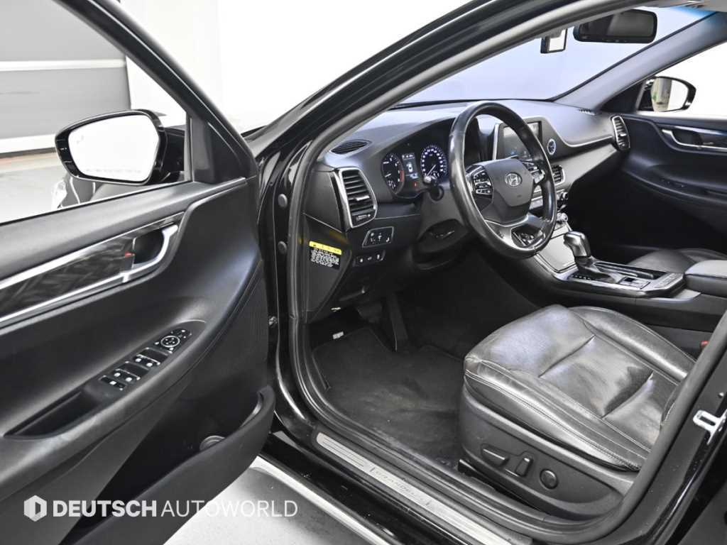 Hyundai Grandeur — photo 11