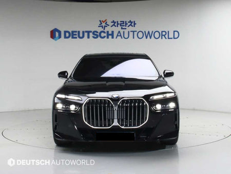 BMW 7-Series — photo 03