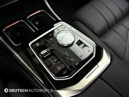 BMW 7-Series — photo 09