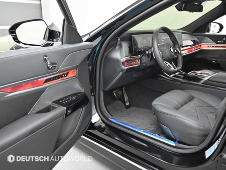 BMW 7-Series — photo 11