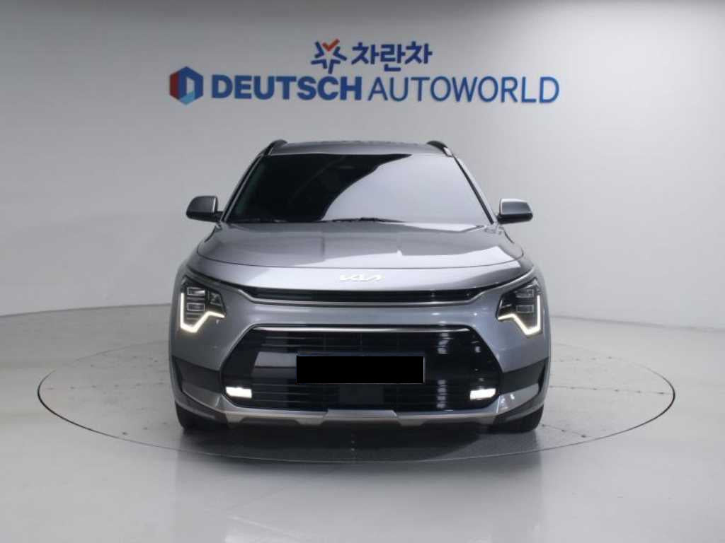 Kia Niro — photo 03