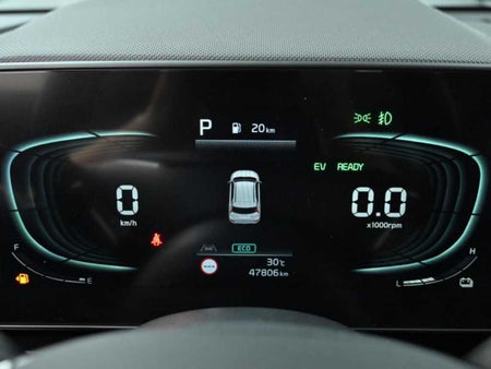 Kia Niro — photo 08