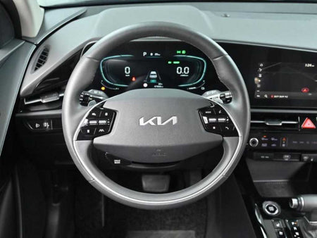 Kia Niro — photo 13
